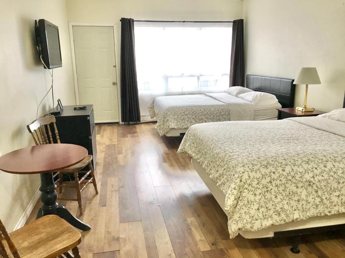 Lakeside Inn Orillia Εξωτερικό φωτογραφία