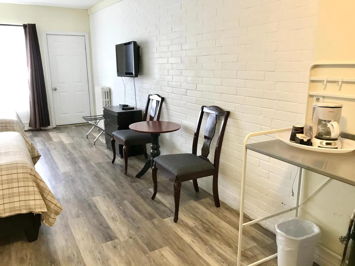 Lakeside Inn Orillia Εξωτερικό φωτογραφία