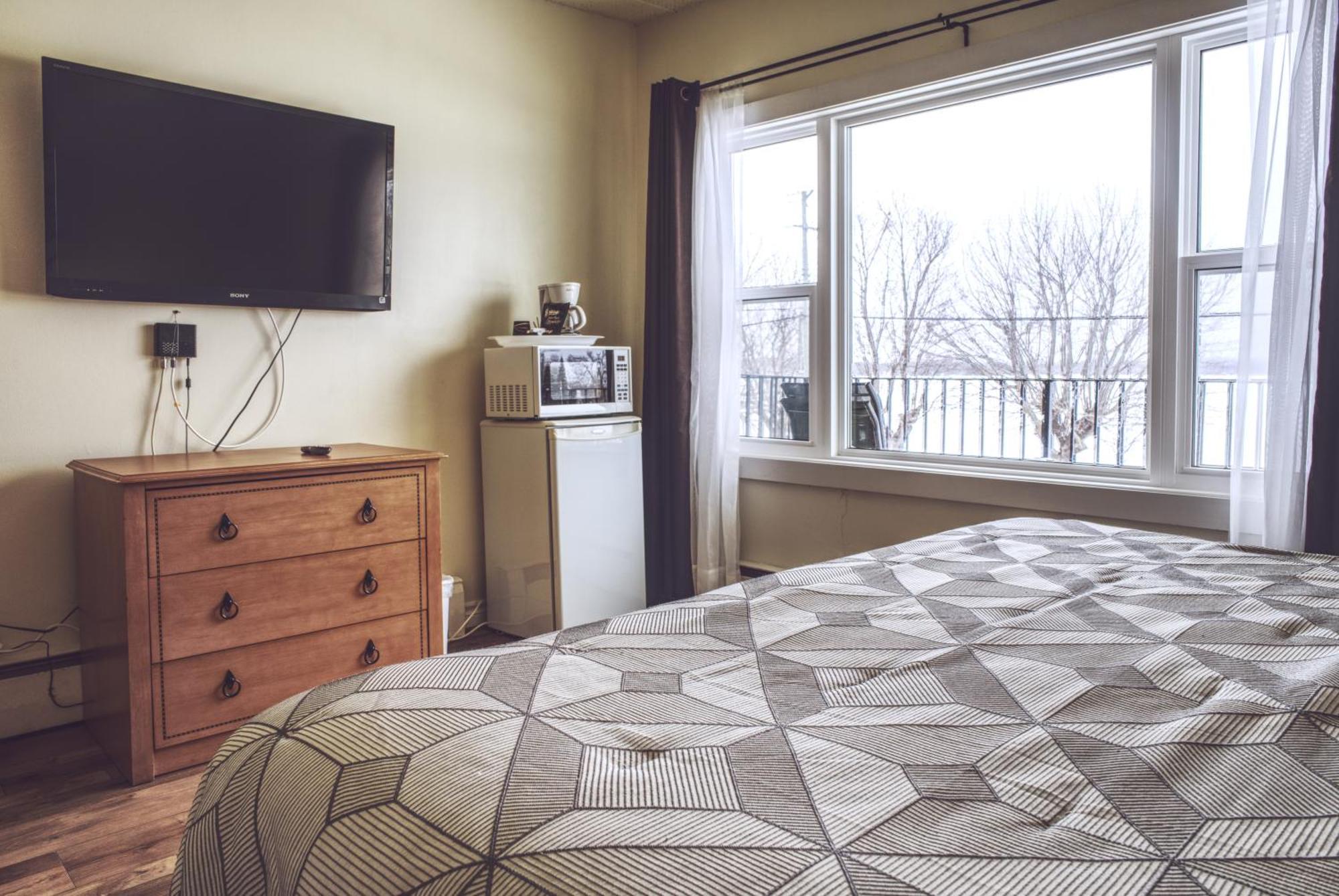 Lakeside Inn Orillia Εξωτερικό φωτογραφία