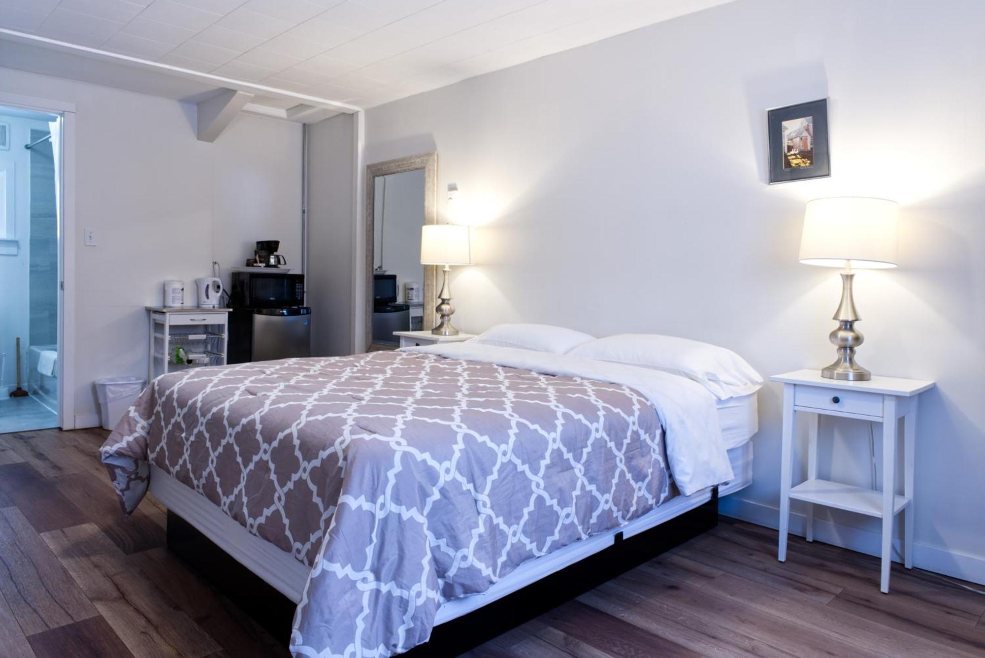 Lakeside Inn Orillia Εξωτερικό φωτογραφία