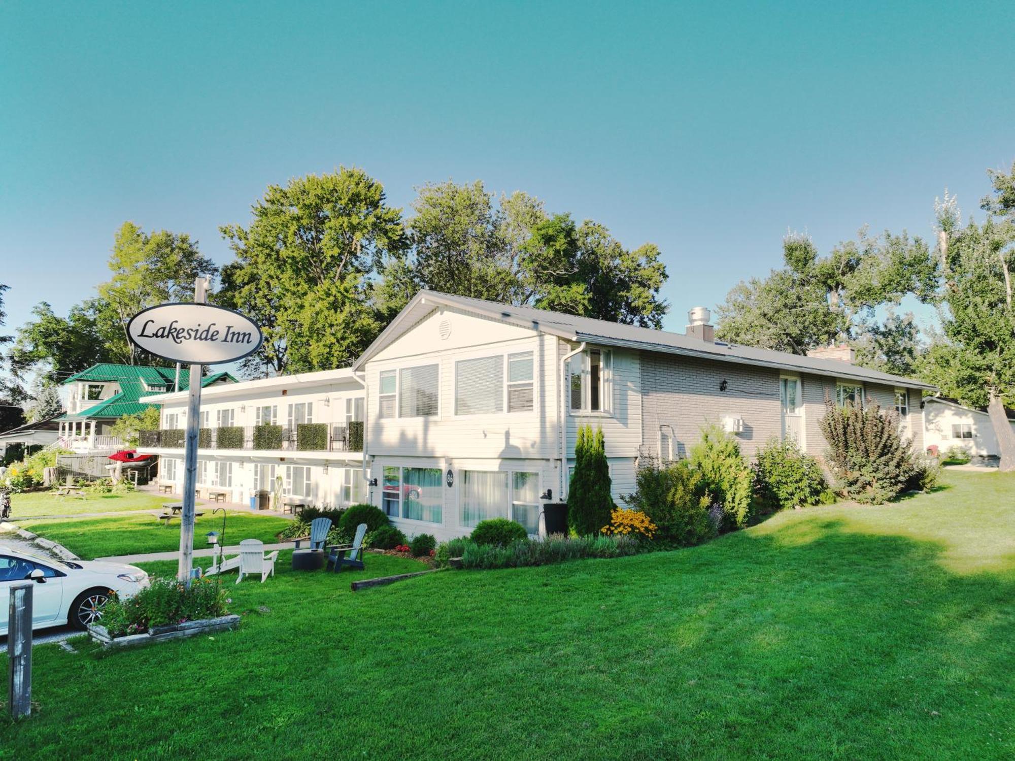 Lakeside Inn Orillia Εξωτερικό φωτογραφία