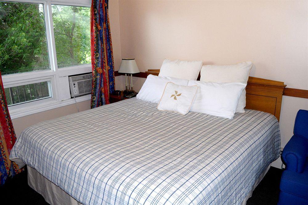 Lakeside Inn Orillia Εξωτερικό φωτογραφία