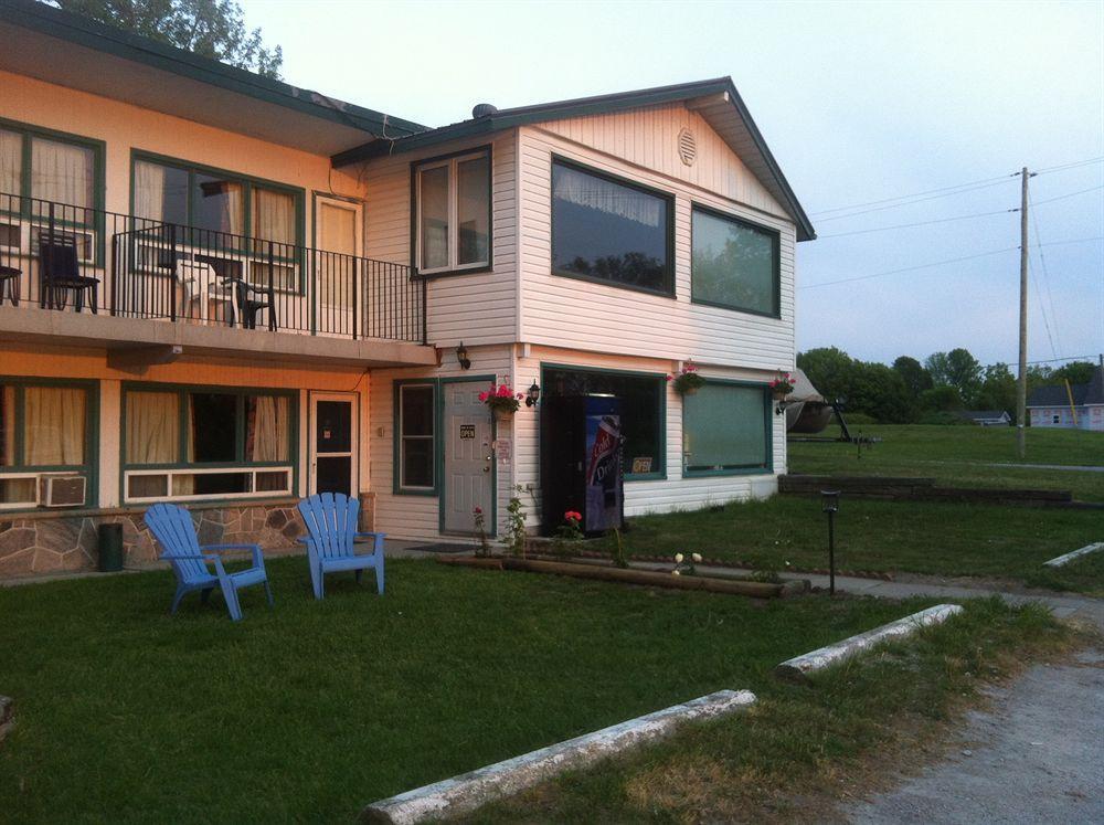 Lakeside Inn Orillia Εξωτερικό φωτογραφία