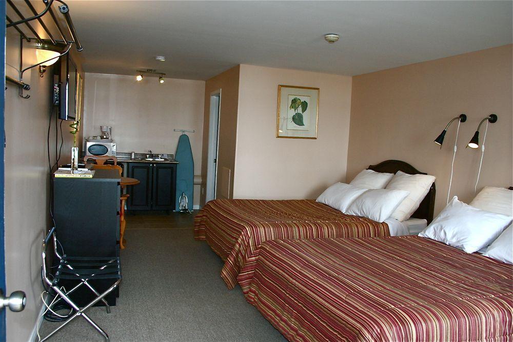 Lakeside Inn Orillia Εξωτερικό φωτογραφία
